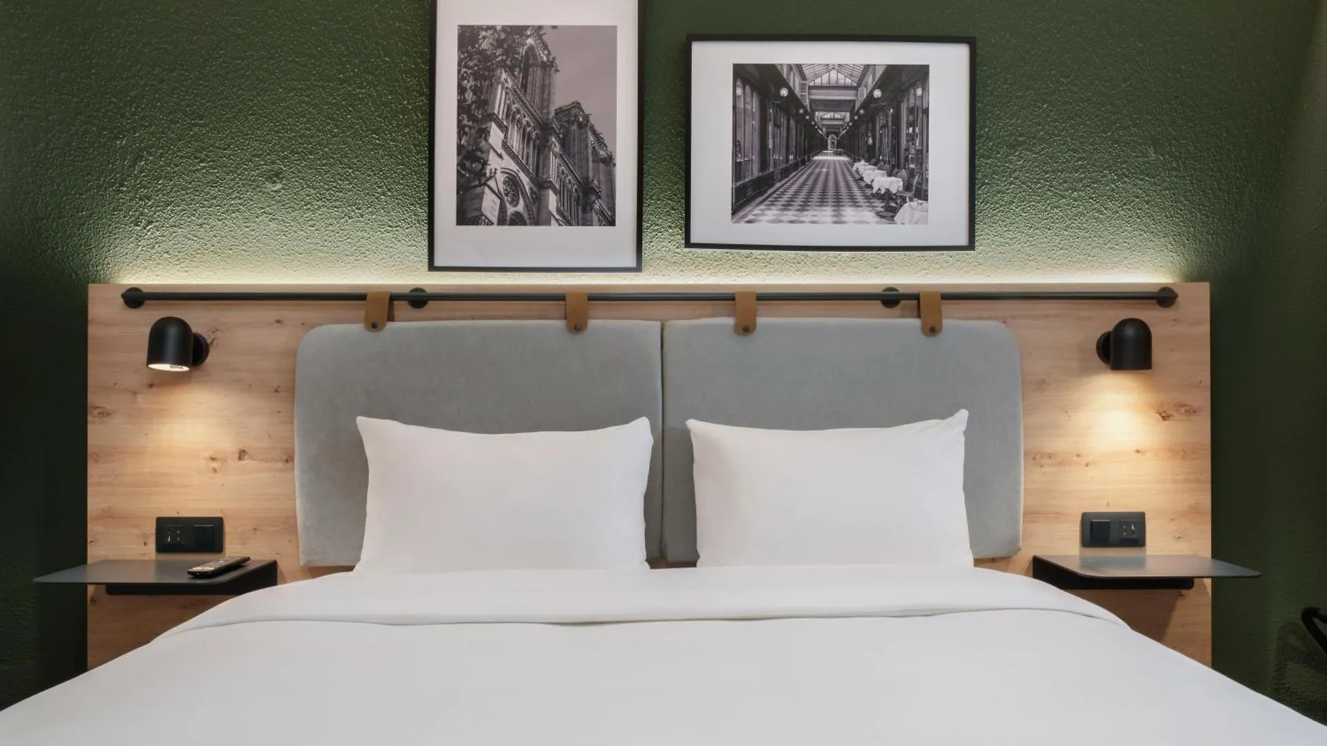 Hotel Campanile 15 - Tour Eiffel 2*