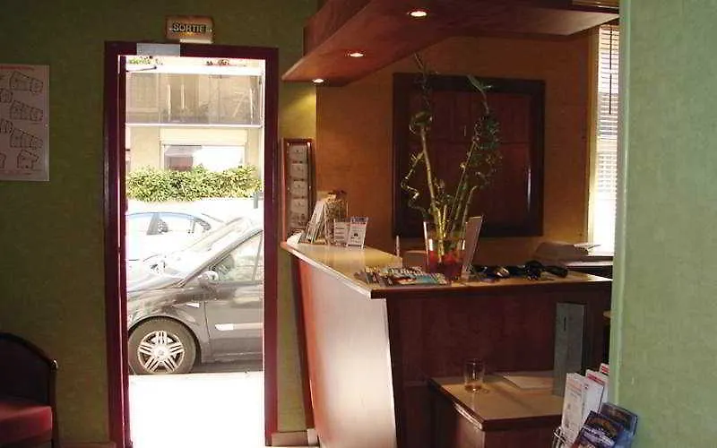 钟楼巴黎15埃菲尔铁塔酒店