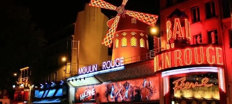 Campanile 15 - Tour Eiffel Hotel 2*